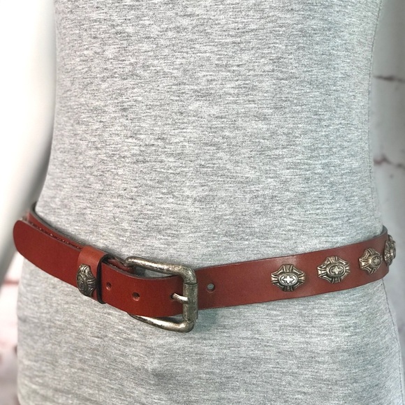 NEIMAN MARCUS Accessories - NEIMAN MARCUS Vintage Brown Leather Pewter Coastal Cowgirl Conch Belt Sz Large